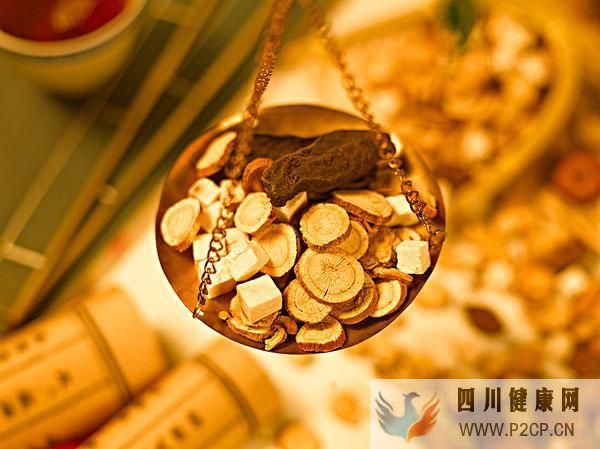 風濕科李麗娜醫生提醒:風濕骨病夏季別忘防寒保暖(圖1) 風濕科李麗娜醫生提醒:風濕骨病夏季別忘防寒保暖(圖1)