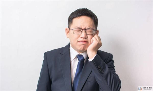 如何保護口腔黏膜？堅持做到4點，讓口腔潰瘍、口腔癌離得遠遠的(圖1)