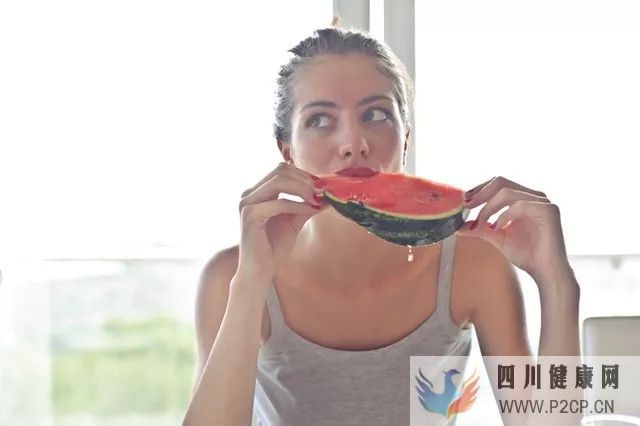 糖尿病不能吃西瓜記住這4點,可以放心吃(圖1) 糖尿病不能吃西瓜記住這4點,可以放心吃(圖1)
