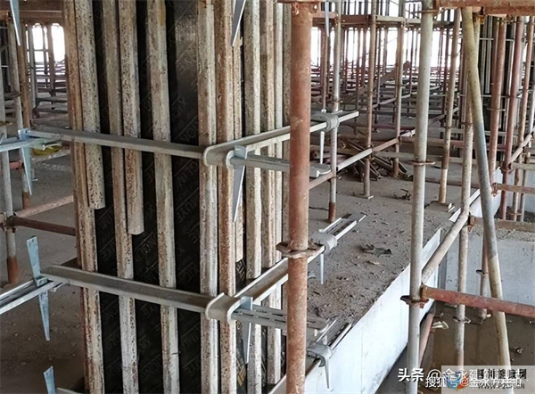 方柱扣租賃價格表對租賃業(yè)務(wù)的參考(圖1)
