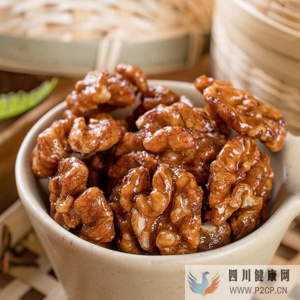 核桃泡蜂蜜有什么作用與功效蜂蜜加核桃的功效與作用(圖1) 核桃泡蜂蜜有什么作用與功效蜂蜜加核桃的功效與作用(圖1)